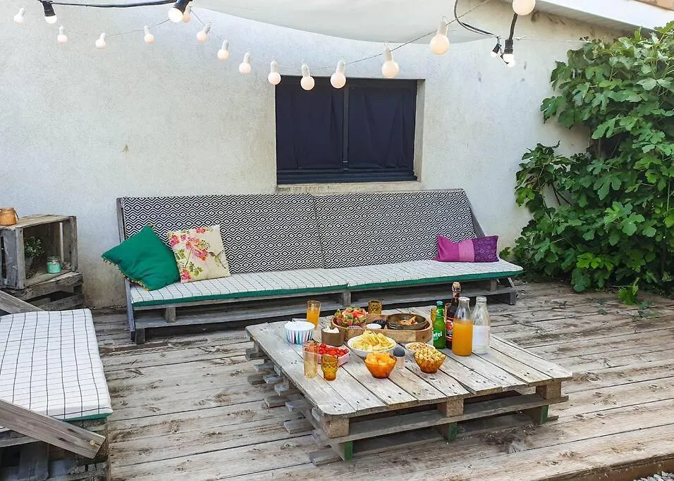 Appartement Rez-De-Chaussee Et Terrasse Privative Romans-sur-Isere 0*,  France